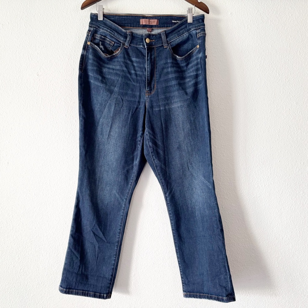 Modern Judy Blue 14W Dark Wash Skinny Fit Capri Jeans Denim Minimalist Casual - Picture 2 of 15